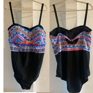 Torrid plus Size 3 Swimsuit Bathing Suit One Piece Multicolor Black 22 / 24 3X